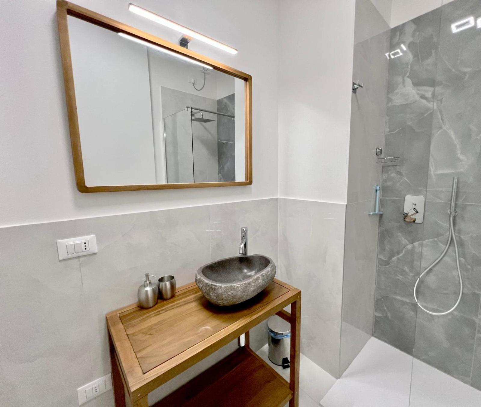 Frame Of Verona Apartments ภายนอก รูปภาพ