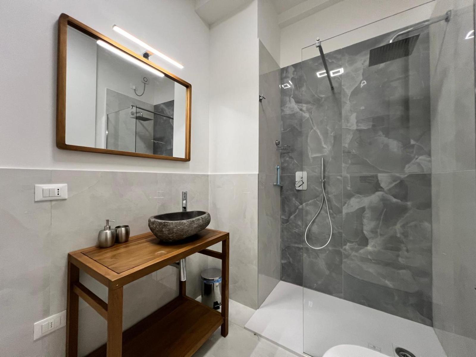 Frame Of Verona Apartments ภายนอก รูปภาพ
